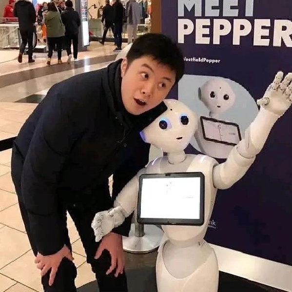 追觅CEO：将来更有钱了要给员工发100g黄金 家属公司养