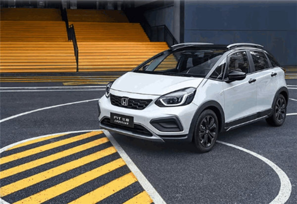 50万内最好的车！全新本田飞度已到店：首批限量3000台