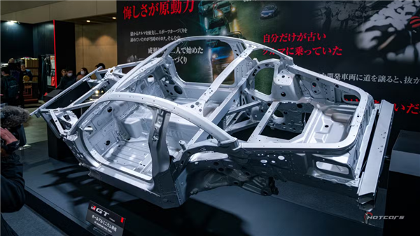 平时规规矩矩的车企 正在东京改装车展上释放天性